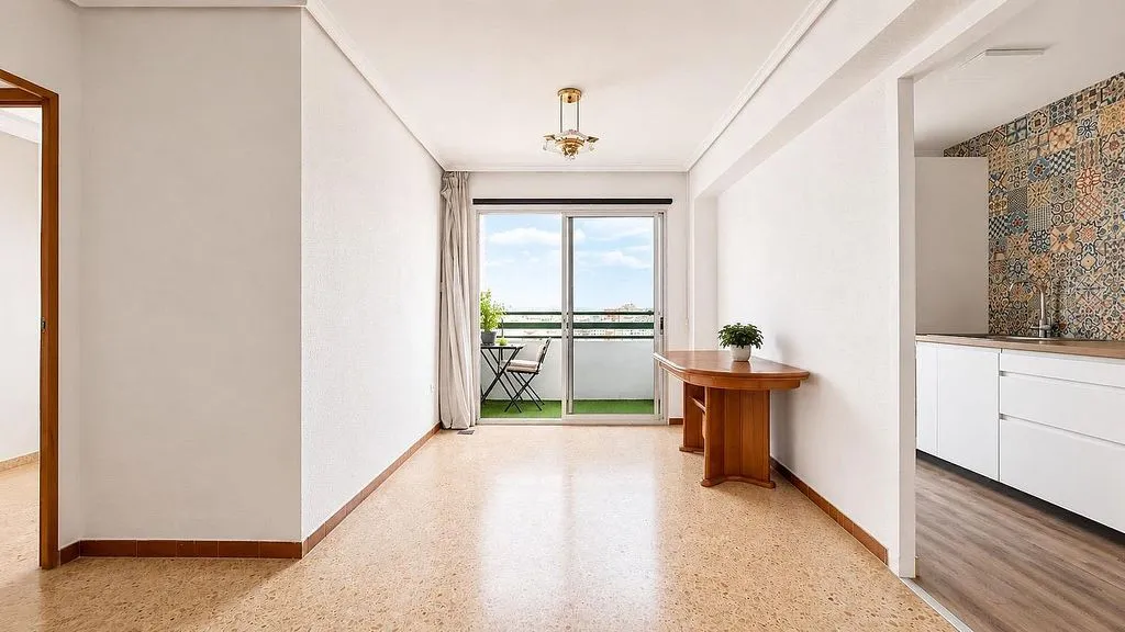 hallway_entrance