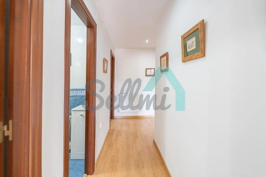 Esik - T2 Apartment with Terrace in Cangas de Onís