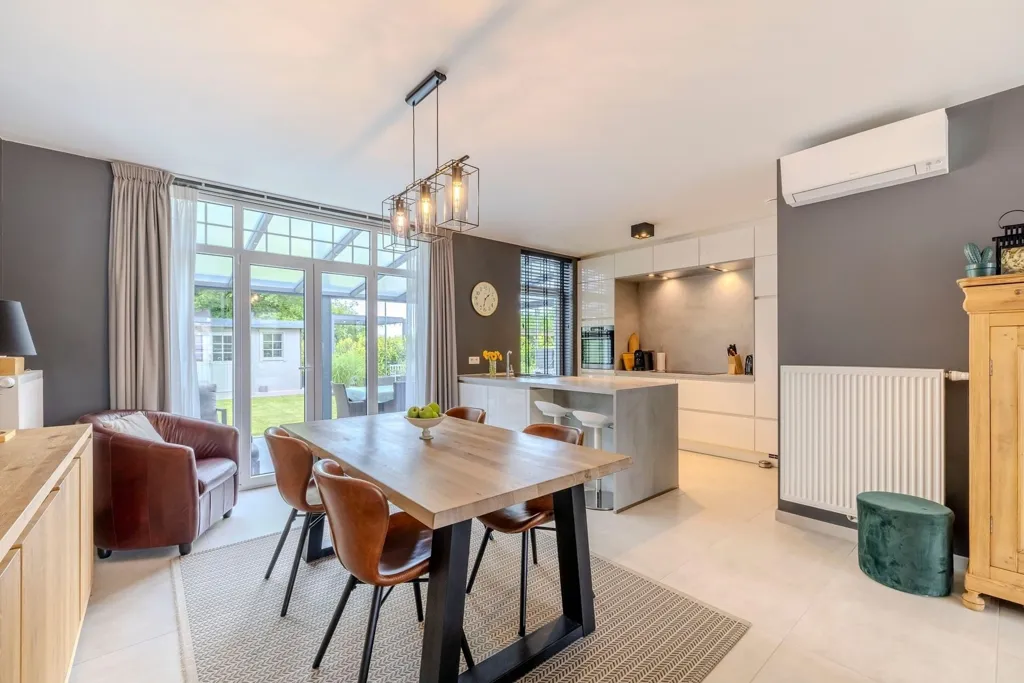 Salle à manger - Energy-Efficient House with Terrace in Itegem
