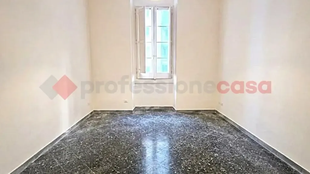 Pièces - Twin-Storey Apartment with Balcony in Bari