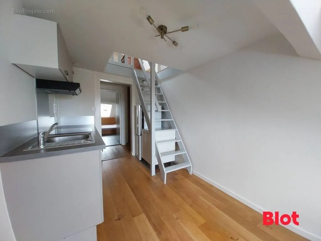 Cucina - Renovated 1-Bed Flat with South View in Rennes