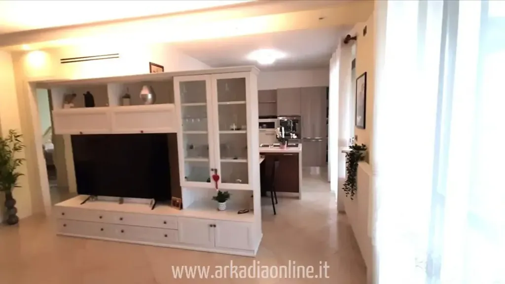 Elutuba - Two-Level Apartment with Terrace in Piacenza