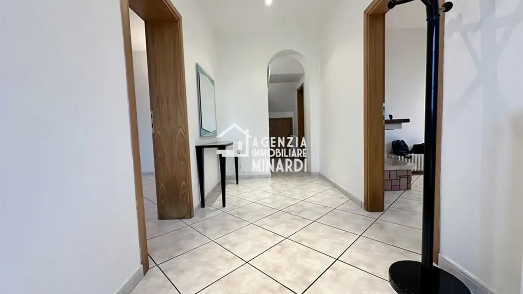 Esik - Independent House with Garden in Faenza