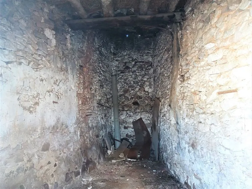 Pièces - Urban Plot with Garage in Caudé, Teruel