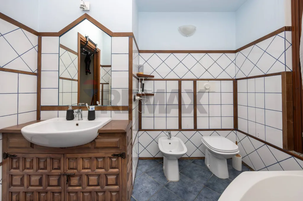 Vannitoad - Duplex Apartment with Terrace in Zelo Buon Persico