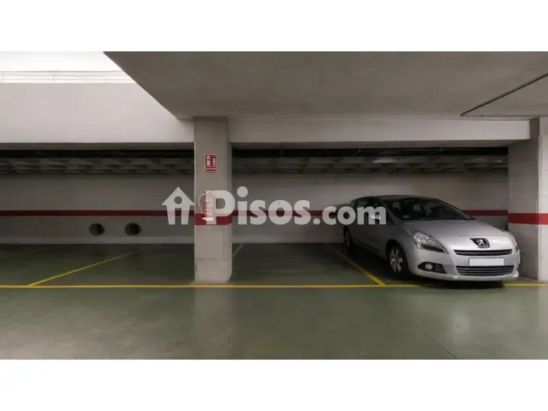 Garage - Bright Apartment with Balcony in Murcia