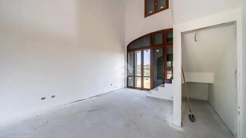 Pièces - Rustic Villa with Suggested Loft in Pieve Modolena