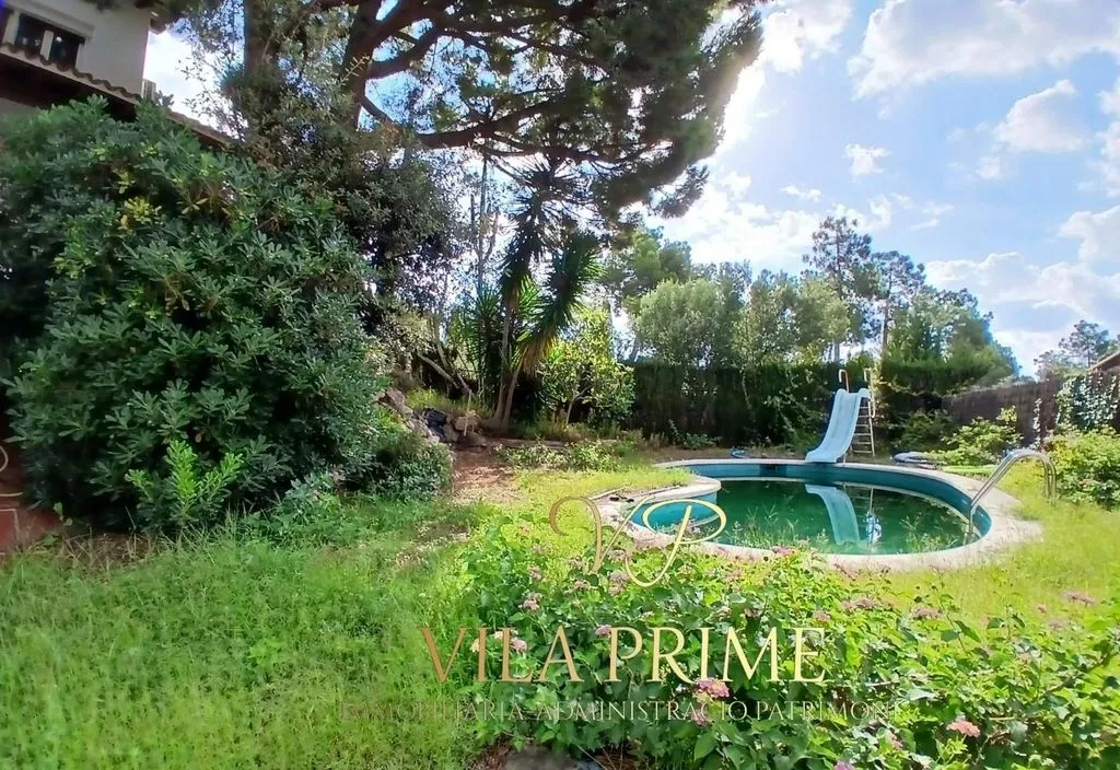 Piscine - Detached Villa with Sea View in Vilassar de Dalt