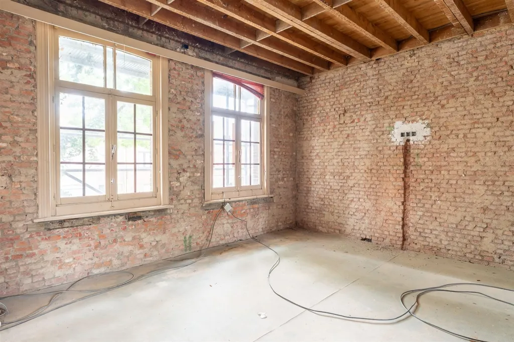 Rooms - House for Renovation with Garden in Antwerp