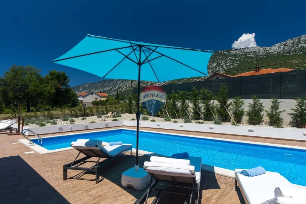 Pool - Apartment with Pool in Tribalj, Vinodolska
