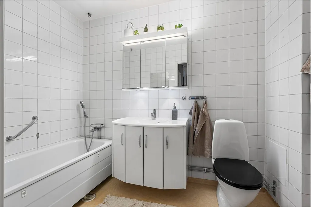 Bagni - Modern Flat with Balcony in Rosenlund
