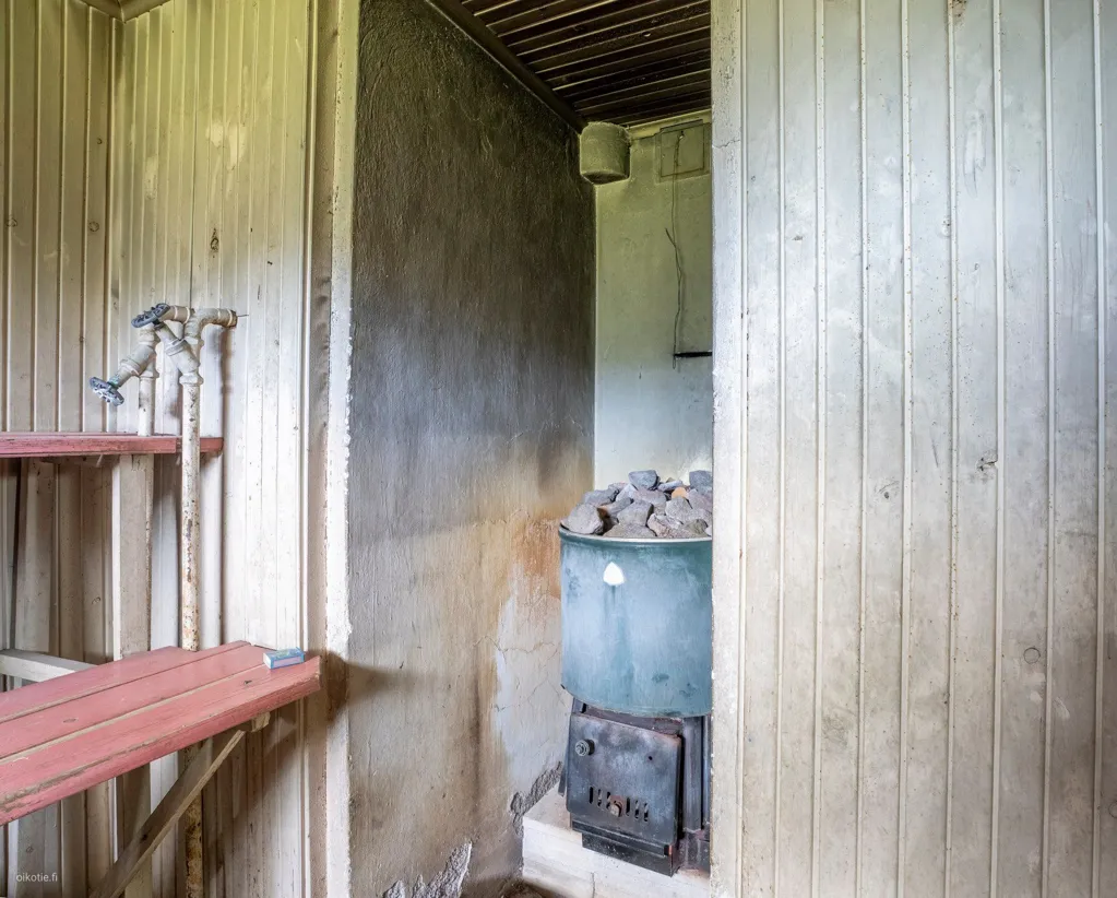 Lavanderia - Renovatable Cottage with Sauna in Forest Setting