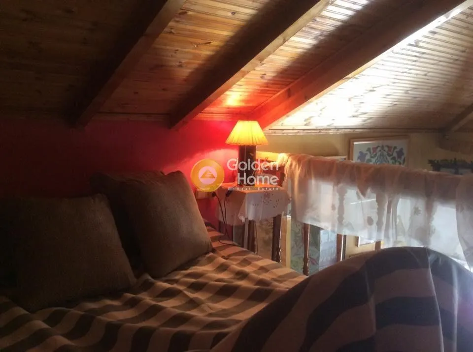 6-toaline maja asukohas GR