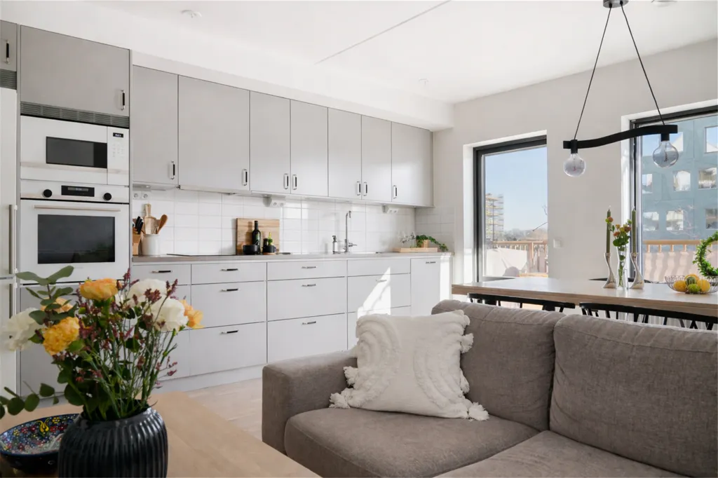 Köök - Modern Flat with South Balcony in Varvsstaden