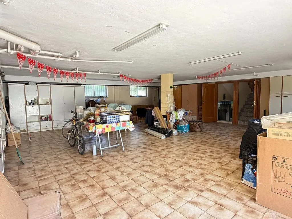 Garaaž - Chalet with Pool and Terrace in La Puebla