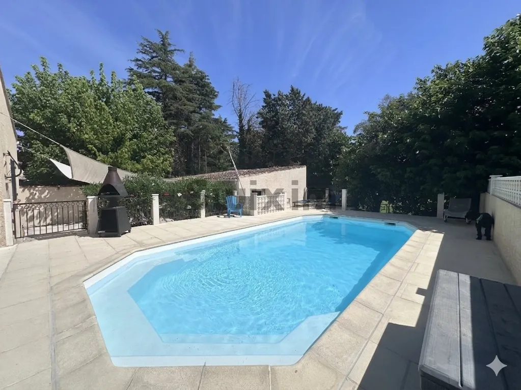 Piscine - Villa avec Piscine et Vue Canal à Aigues-Mortes