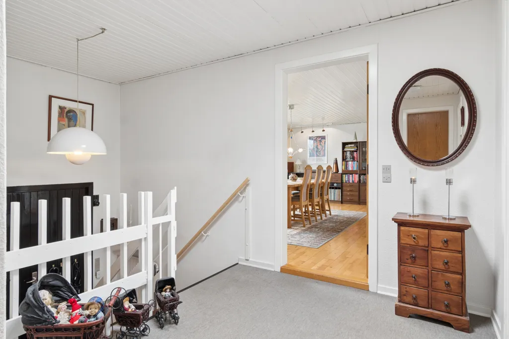 Entrée - Modernised Villa with View in Løgstrup