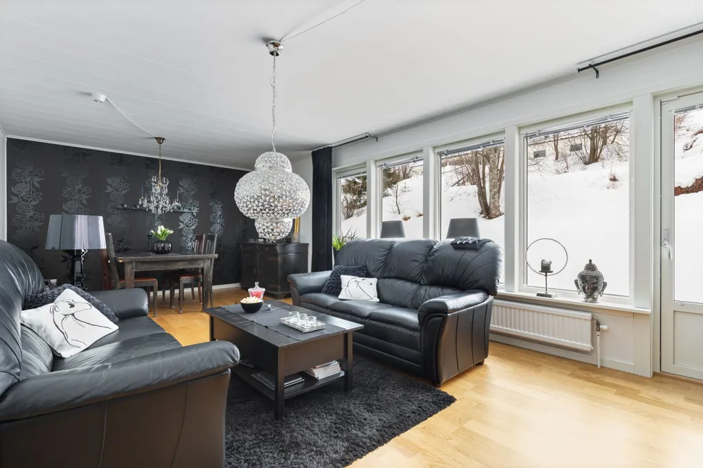 Séjour - Suterräng House with Renovated Kitchen in Örnsköldsvik