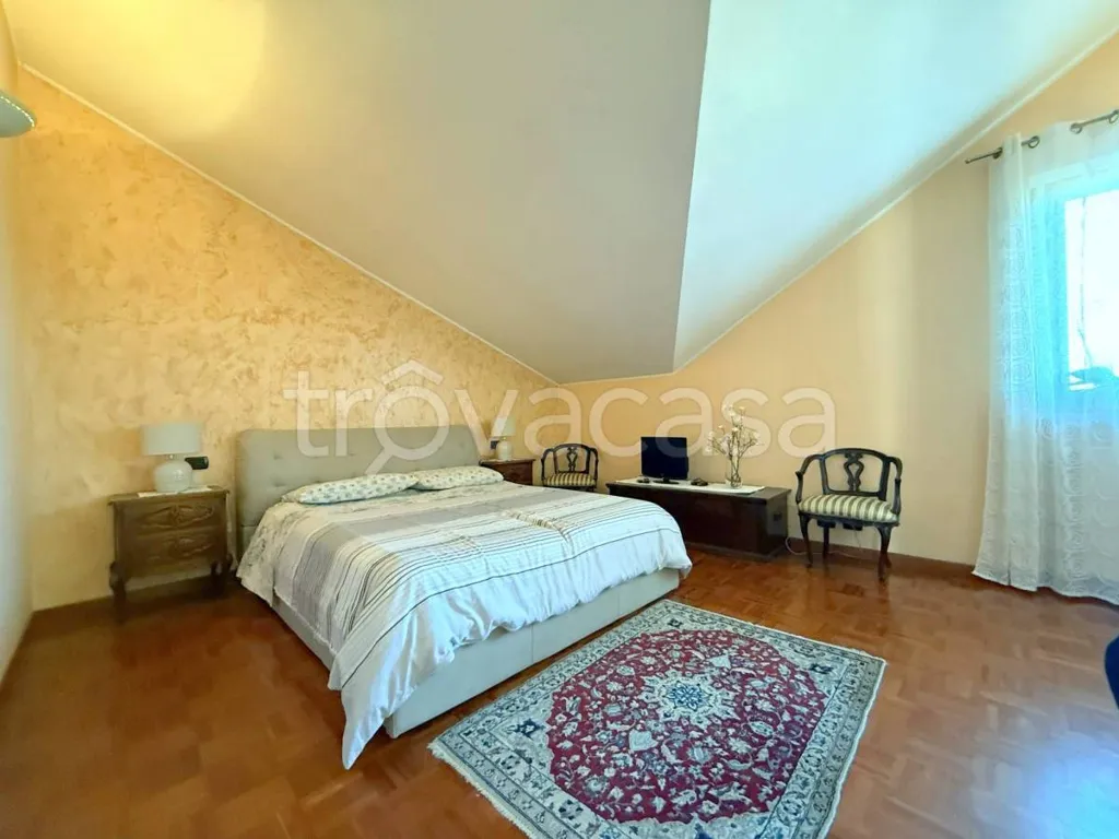 Magamistoad - Two-Level Apartment with Terraces in Rivalta di Torino