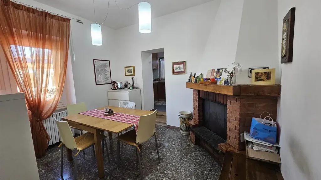 Salle à manger - Independent House in Quiet Setting, San Severino Marche