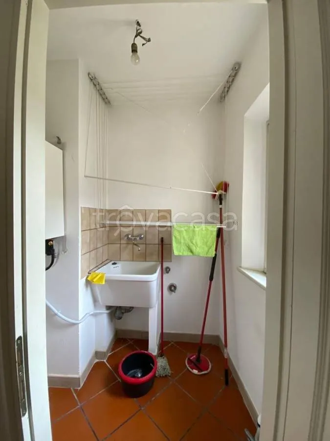 Buanderie - Rustic-Style Flat with Caminetto in Modena