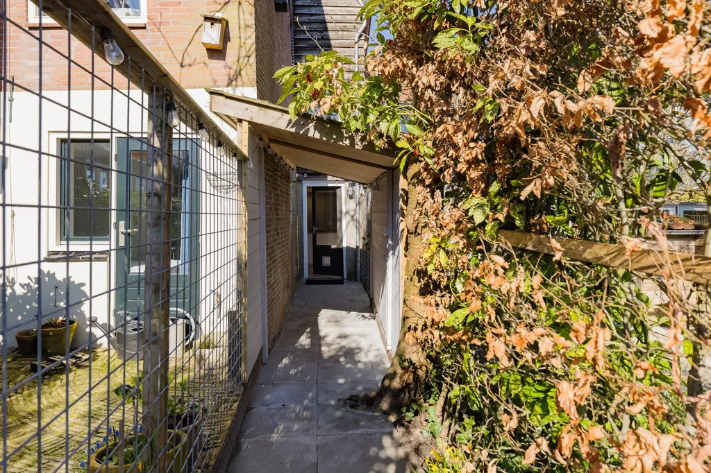 Jardin - Sustainable Dijkwoning with Sluice View in Spaarndam