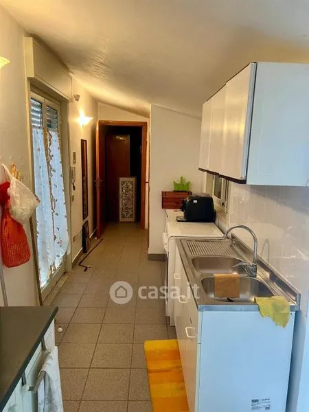 Cuisine - Villa with Garden in San Cataldo