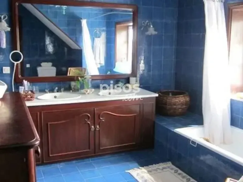 Salles de bain - Spacious Chalet with Tennis Court in Santa Brígida