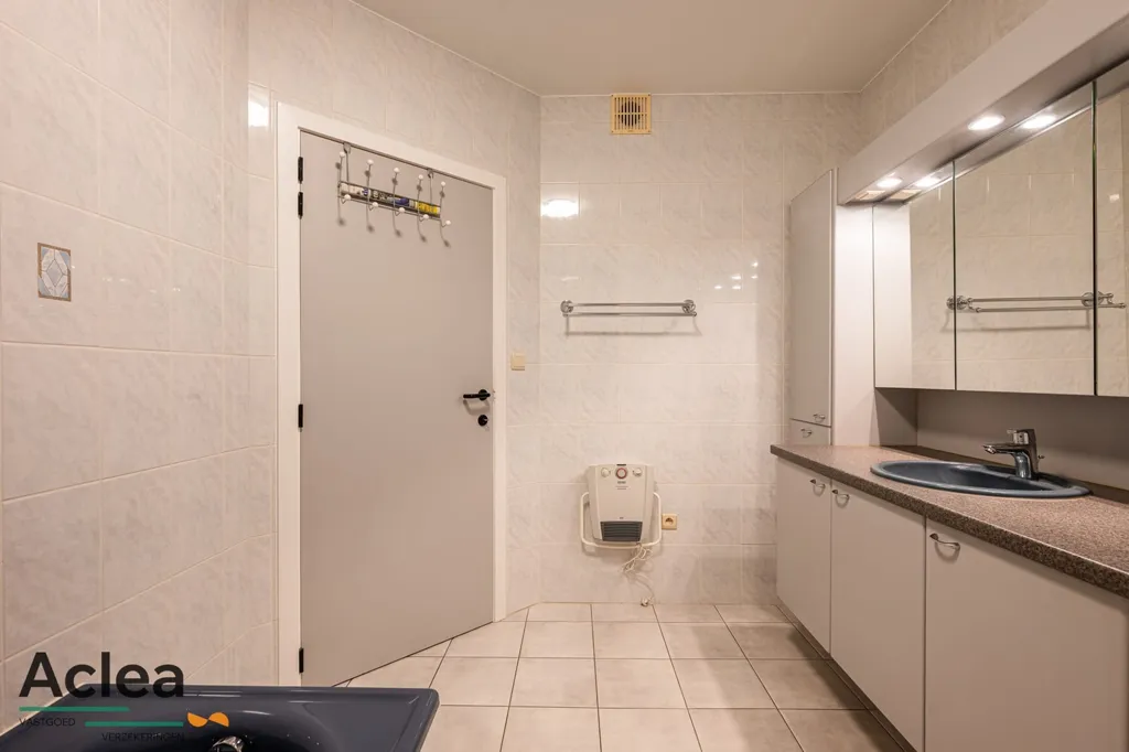 Salles de bain - Appartement avec 2 Terrasses au Centre d'Eeklo