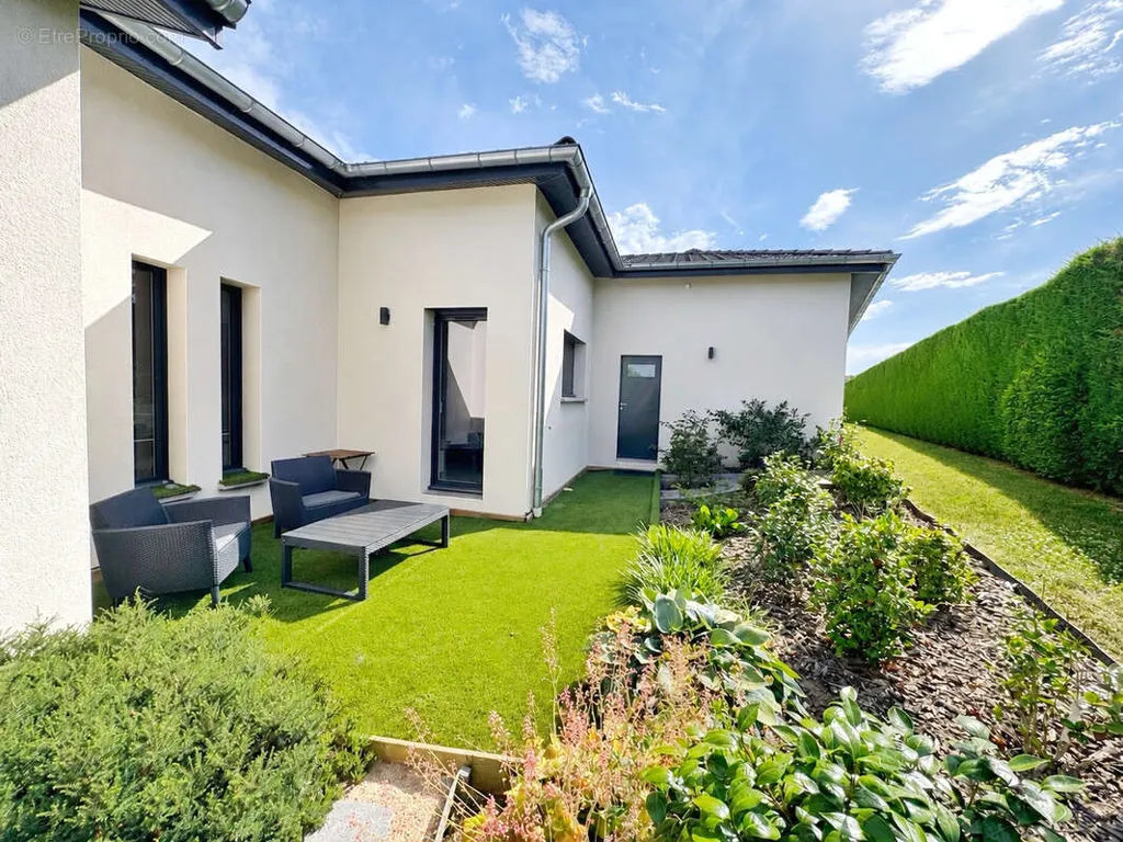 Giardino - Contemporary House with Pool in Saint-Joseph