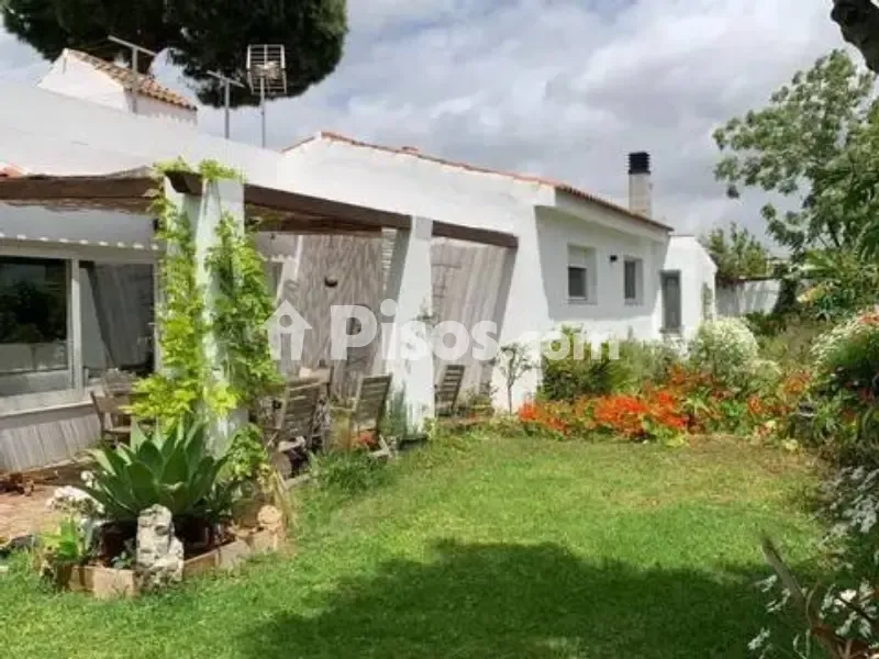 Aed - Chalet with Pool in Cerromolinos