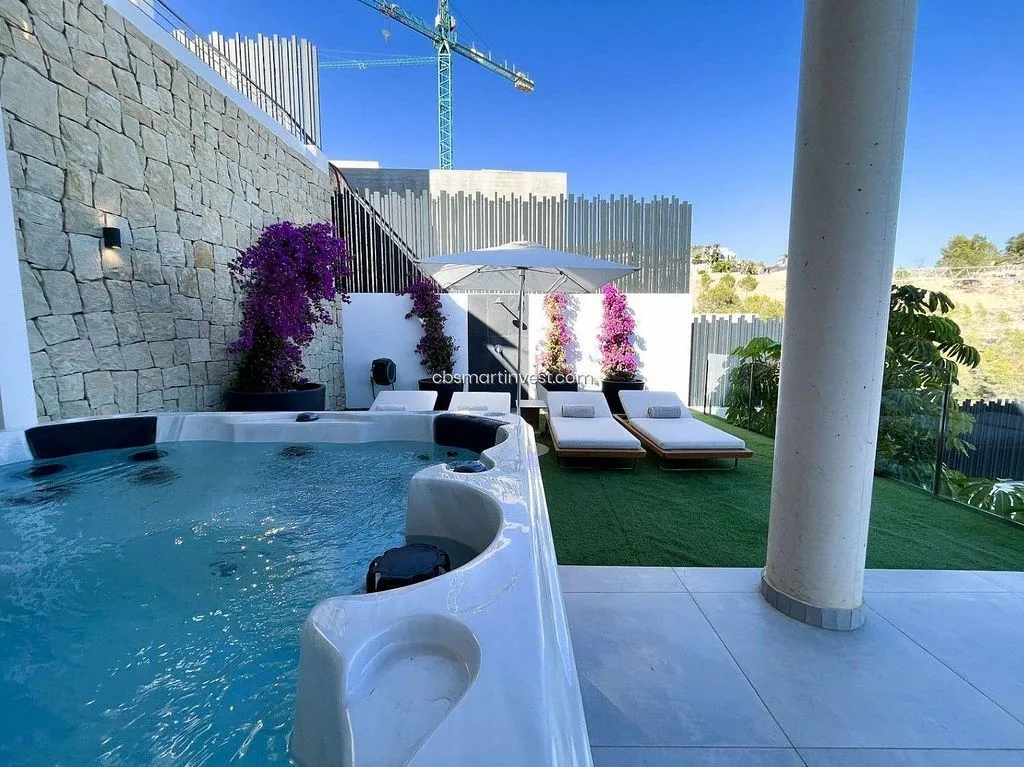 pool_area