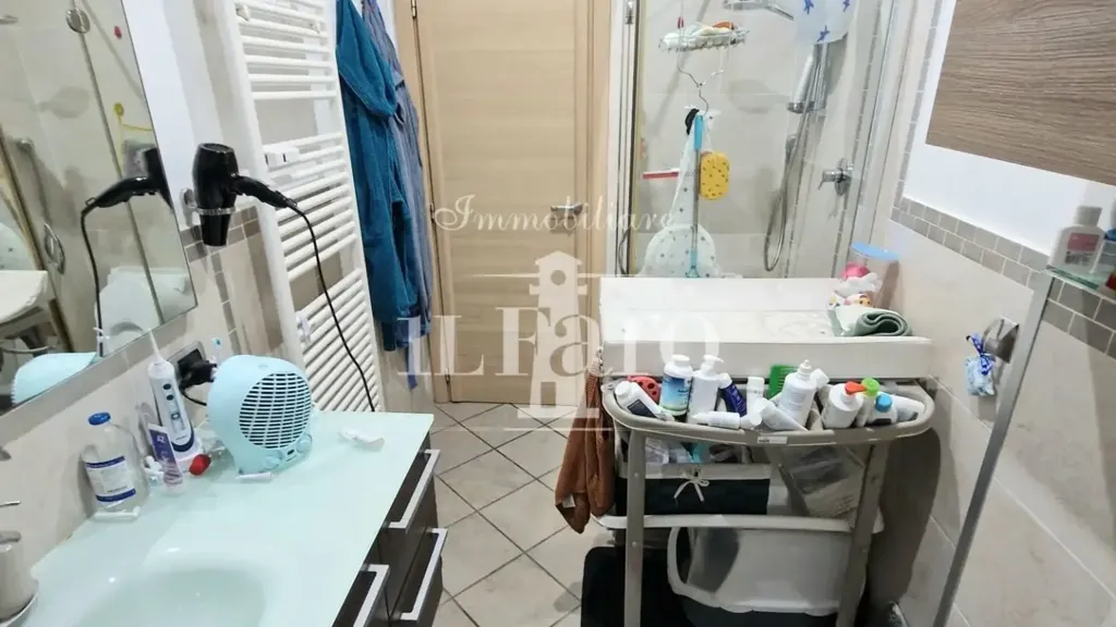 Salles de bain - Rear Garden Flat in Central Campi Bisenzio