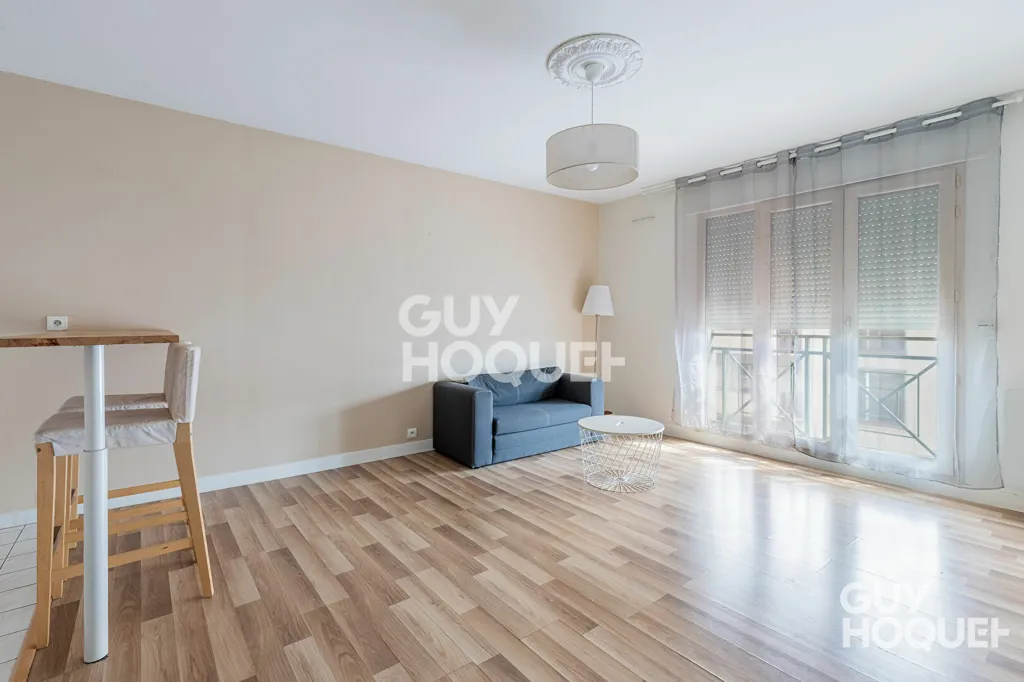 Séjour - Appartement T2 Calme à Morangis
