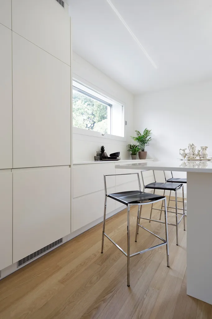 Cuisine - Contemporary Villa with Mountain View in Varese