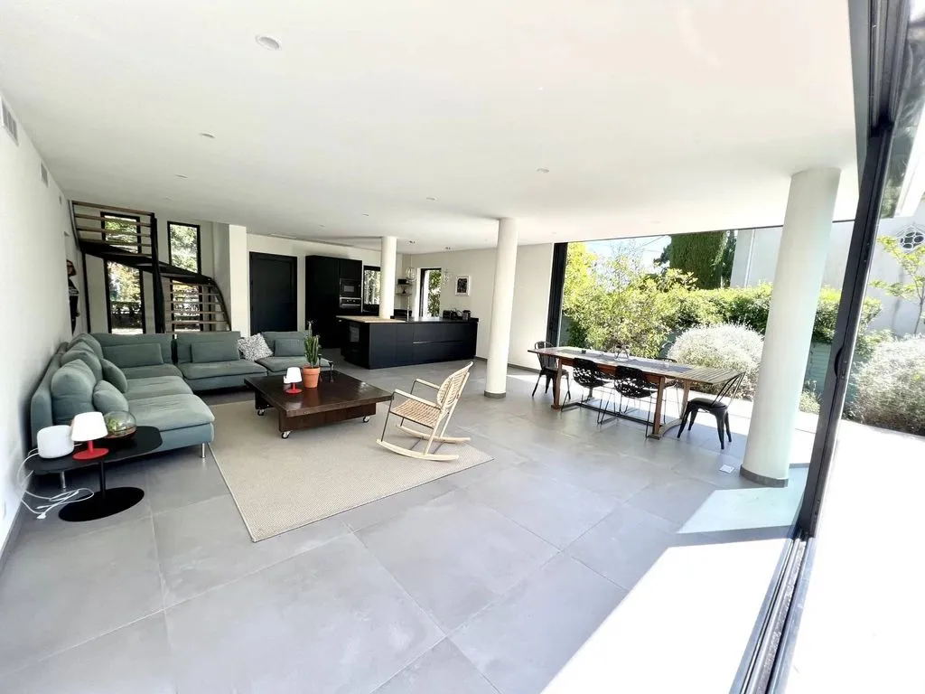 Séjour - Villa Luxueuse avec Barbecue à Juan-Les-Pins