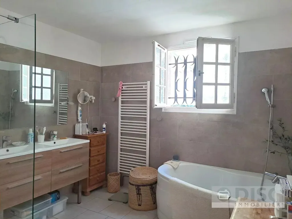 Vannitoad - Villa with Pool in Nezignan-l'Évêque