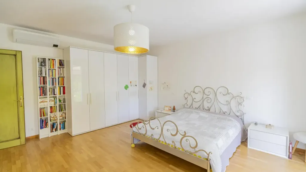 Magamistoad - Villa with Private Garden in Due Carrare