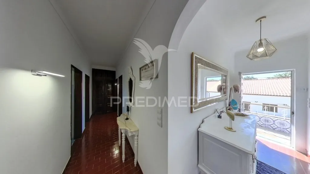 Entrée - Bi-Family House with Pool in Caia