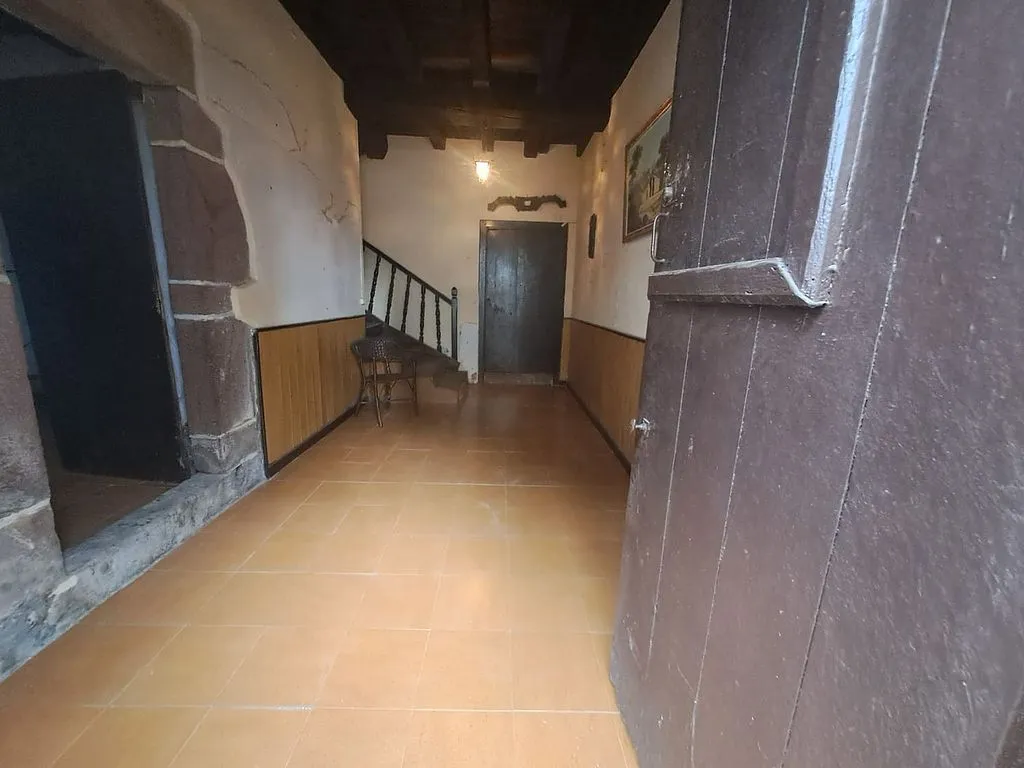 Entrée - Traditional House with Pool in Baztan Valley