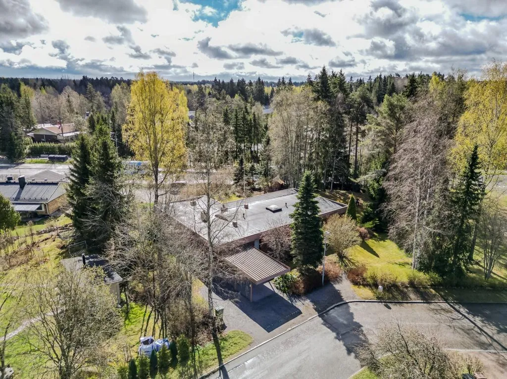 Õhuvaade - Developable Plot with House in Linnainmaa