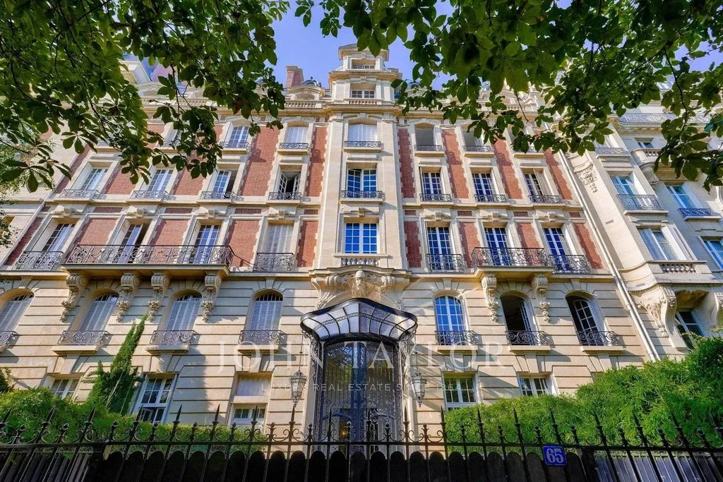 Extérieur - Appartement Luxueux avec Jardin Privé à La Muette