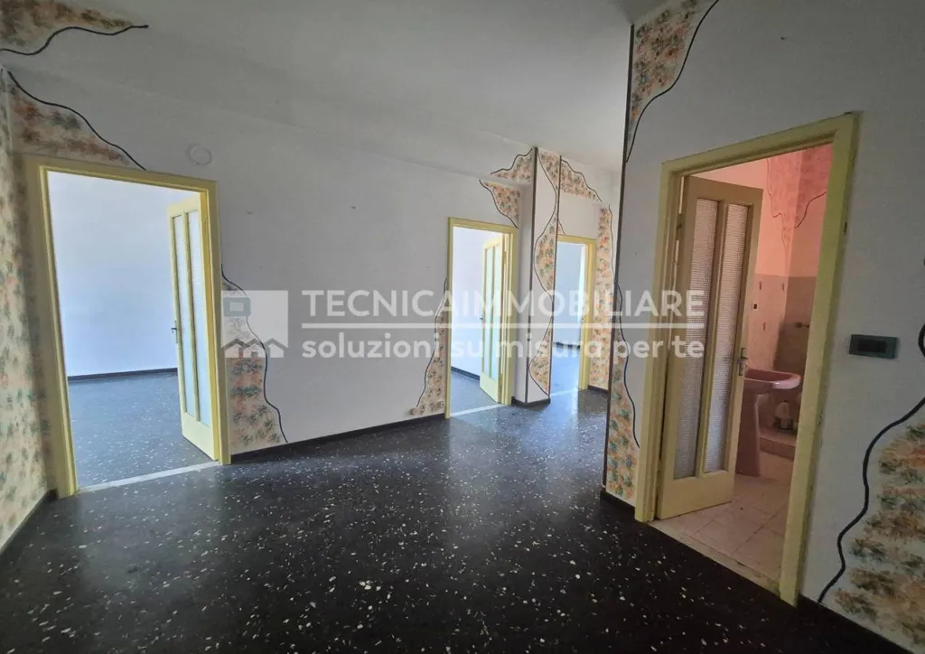 hallway_entrance