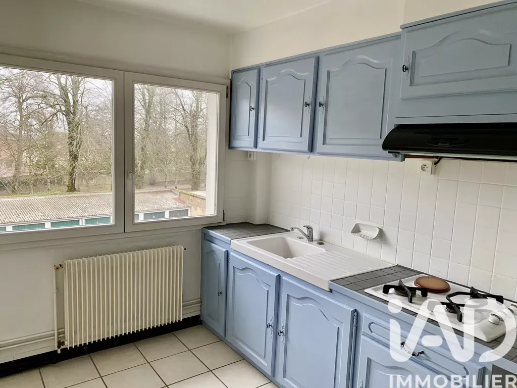 Cuisine - Appartement Charmant avec Parking à Langres Centre