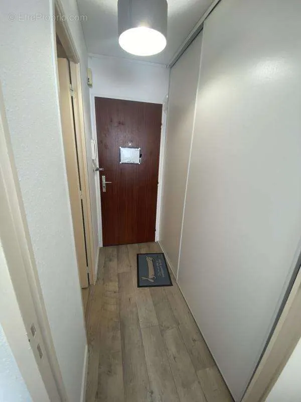 Esik - Meubled Studio near Angers Centre