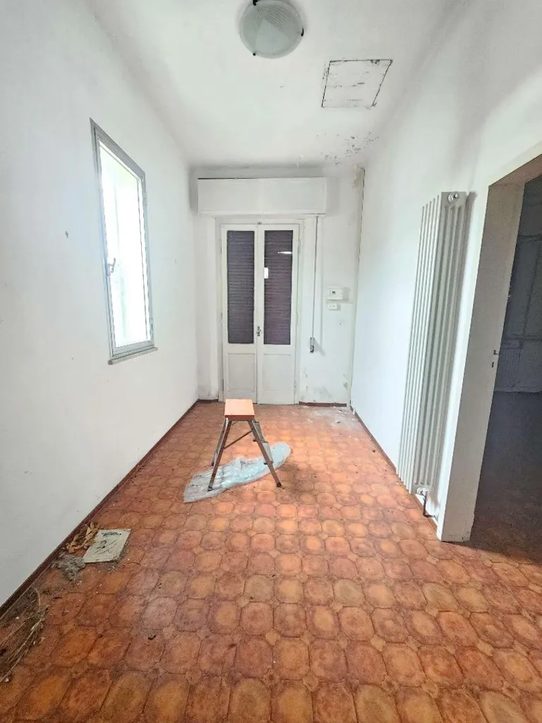 Pièces - Villa with Workshop in Savio, Ravenna