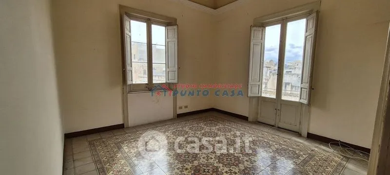 Pièces - Quadrilocale with Garden in Trapani
