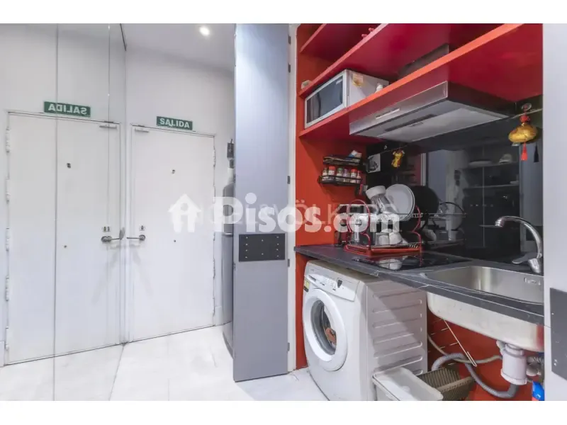 Köök - Modern Studio Flat with Balcony in Madrid Centre