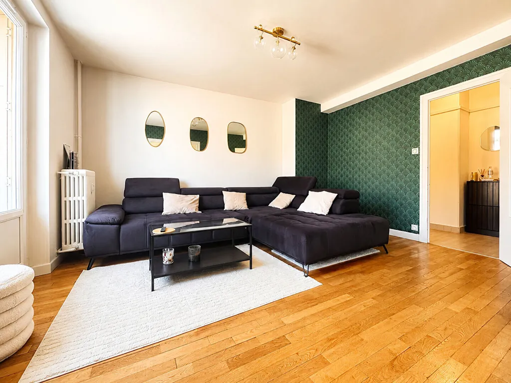 Soggiorno - Traversant Apartment with Balcony in Dijon