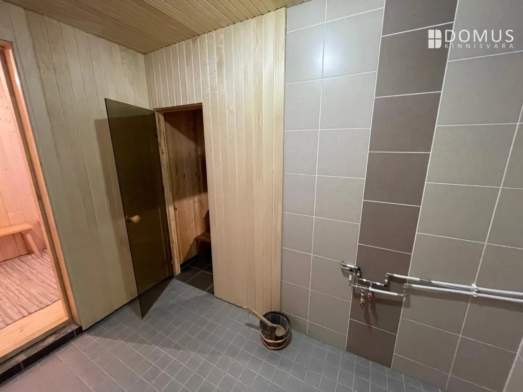 Pièces - Spacious Stone House with Garden in Põltsamaa